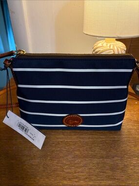 New Dooney & Bourke Eastham Crossbody pouchette
